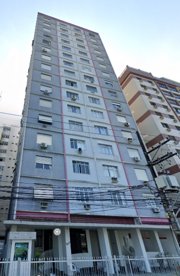 Garagem c/ área de 33,20m² situada à Avenida Manoel da Nóbrega