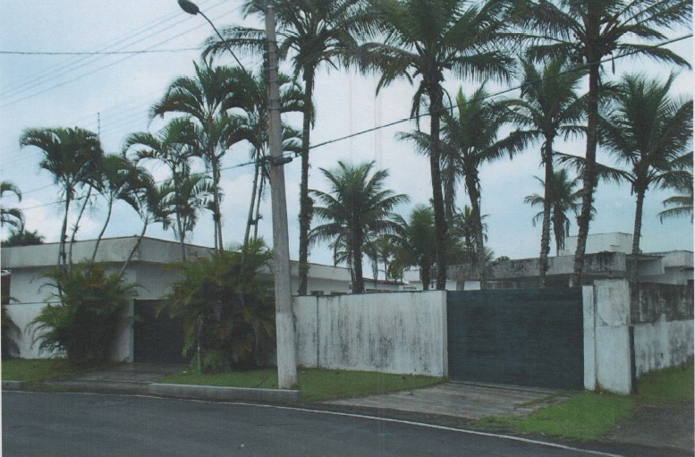 Casa de Alto Padrão com área total de 2.340 m² - Guarujá/SP