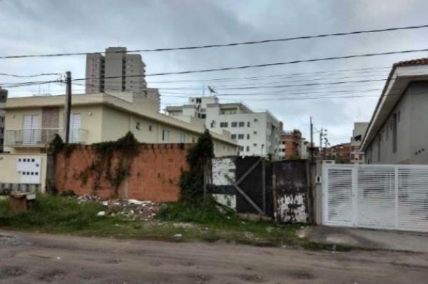 Lote Parque da Enseada c/ área de 600,00m² situado em Guarujá/SP