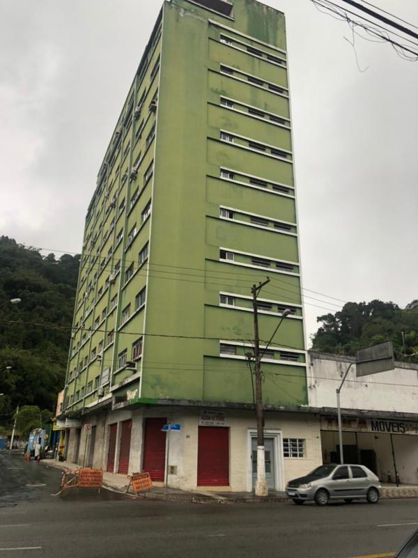 Apart. c/ 18,53m² de área útil situado na Av. São Francisco em Santos/SP