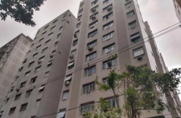 Apart. c/ 2 dorms. e área útil de 65,00m² situado na Rua Bassin Nagib Trabulsi em Santos/SP