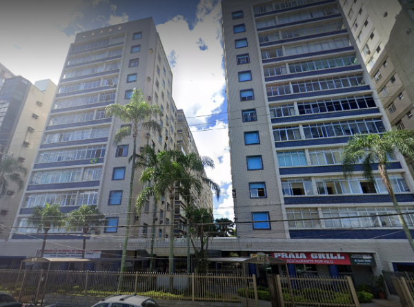 Salão comercial c/ área de 261,96m² situado na Av. Bartolomeu de Gusmão em Santos/SP