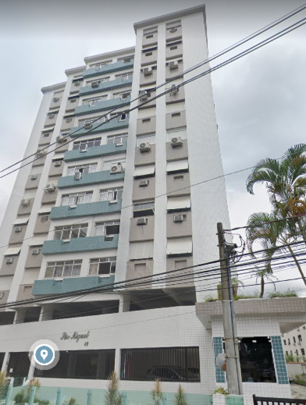 Apart. c/ 2 dorms. e área útil de 70,65m² situado na Rua Visconde de Faria em Santos/SP